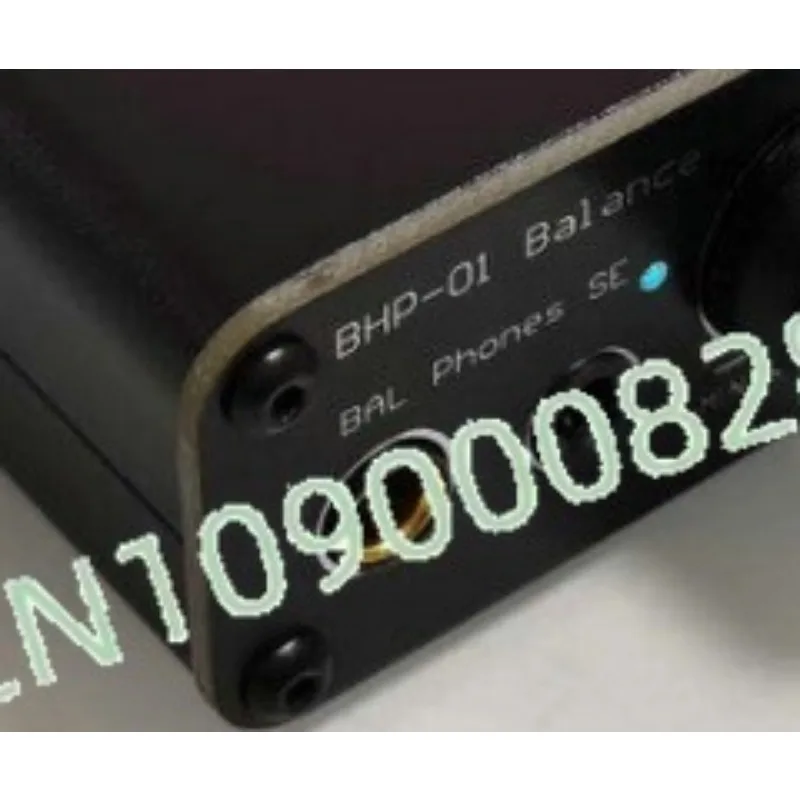 

Портативный усилитель для наушников Bph-01 высокой точности, полностью симметричный, с однополярным и симметричным входом/выходом, двойной TPA6120, улучшенная версия.