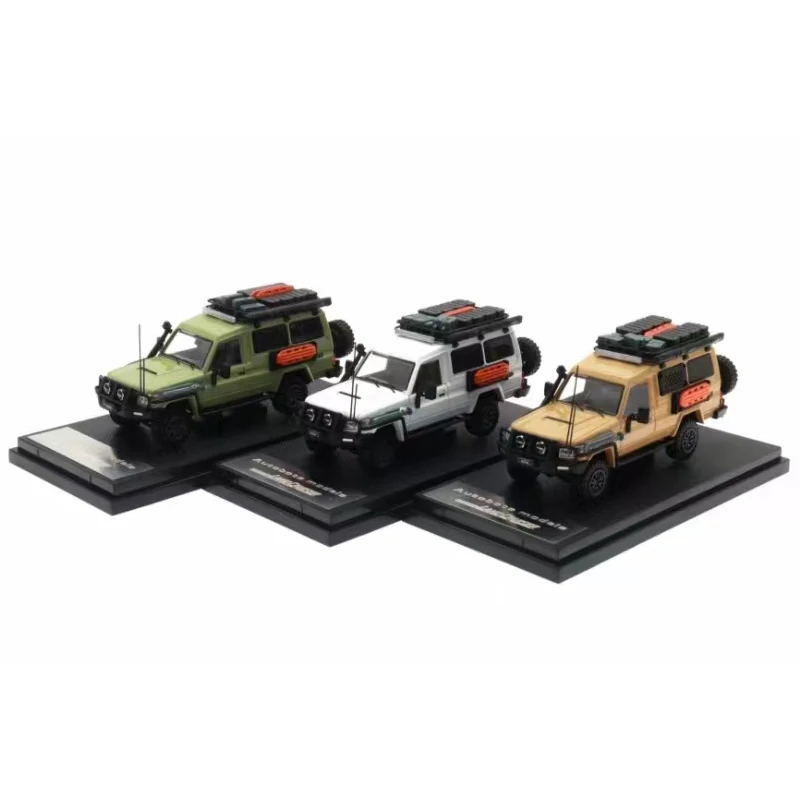 Autobots In Stock 1:64 LC78 Personnel Carrier Off Road Modified Version Diorama Car Model Collection Toy