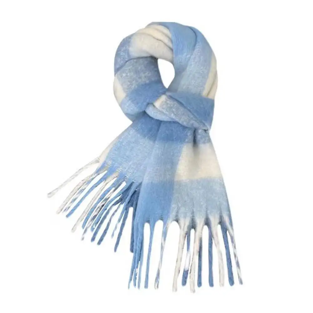 Stylish Korean Inspired Blue and White Check Pattern Plaid Scarf Soft Polyester Fiber Winter Shawl for Cold Weather Versati P6W4