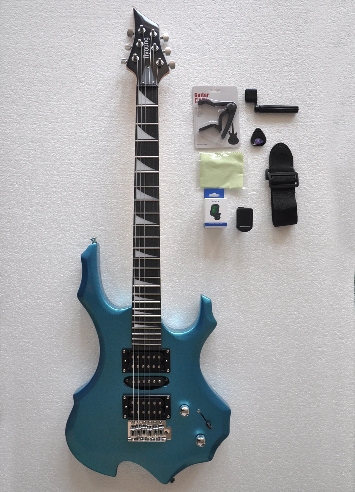 Metal Blue Electric Guitar Guitar Sycamore Wood Body Accept Customization