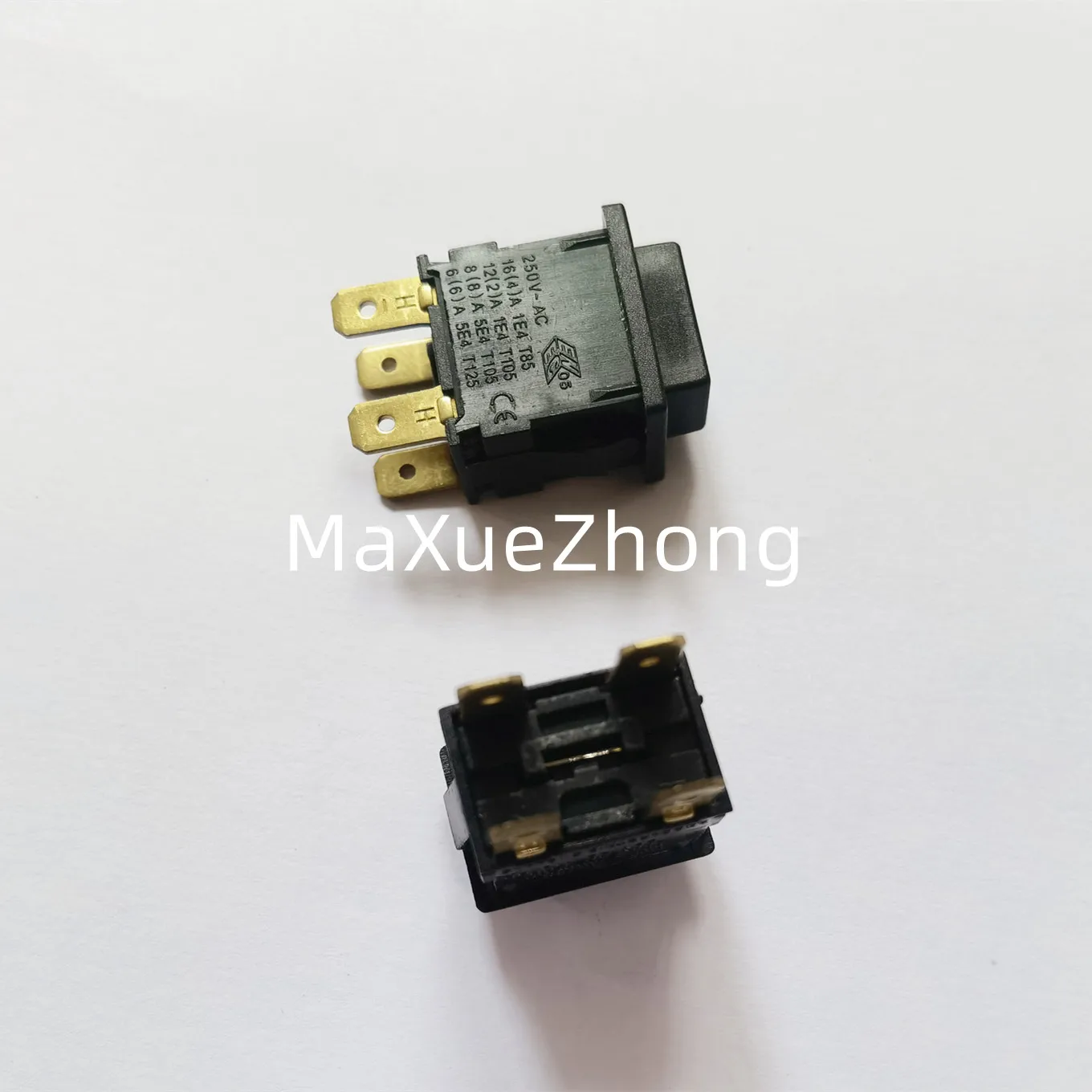 Original new 100% 4RC0LEC7R1C square self-locking button switch 4pin 16A vacuum cleaner power button switch