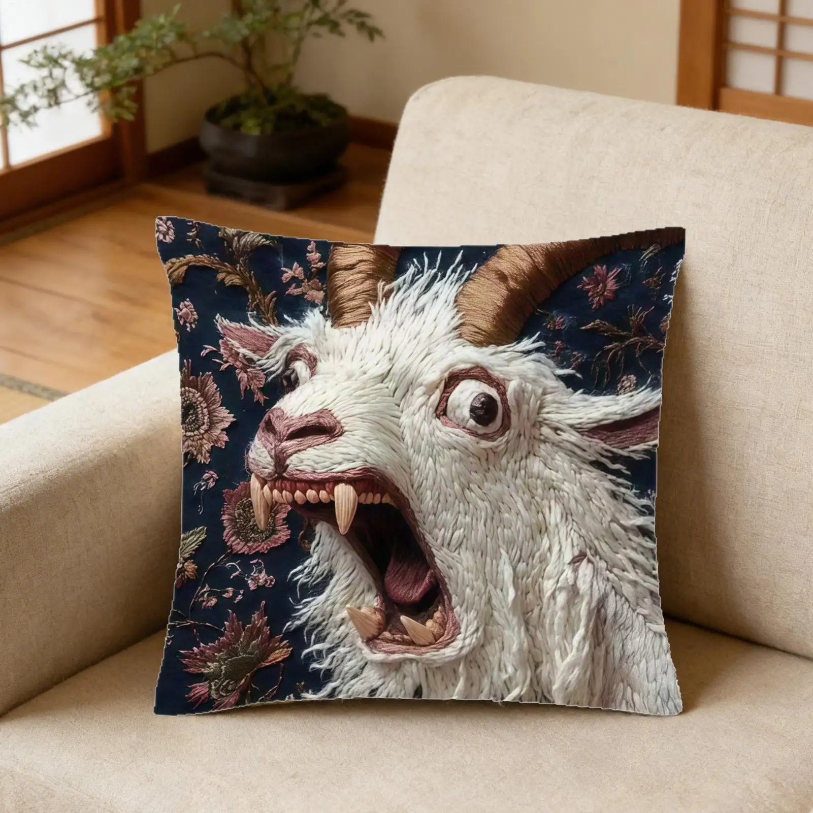 Screaming Goat Pillow Cover 18x18 Inches Funny Animal Plush Throw Pillow Case Cushion Cover for Couch Sofa Bedroom Decor