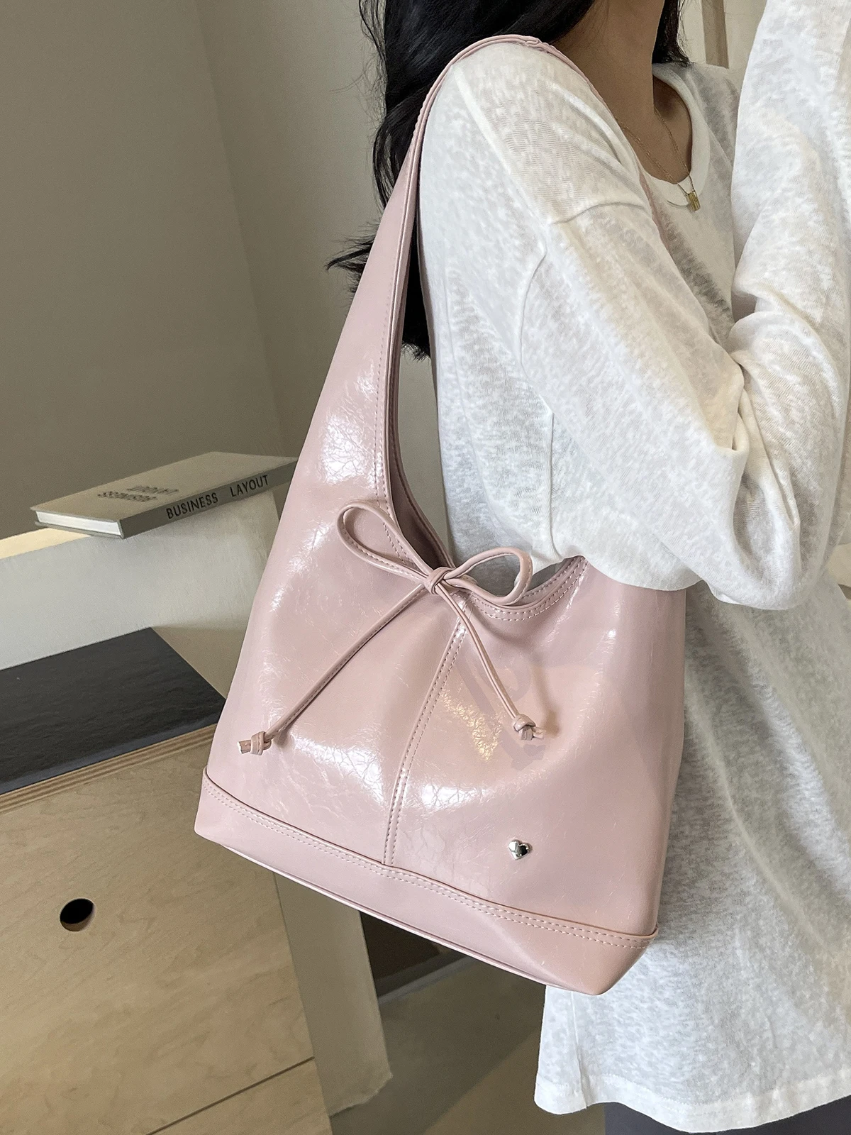 

Ele Commuter Large Capaci Women's Bag Silver oulder Handbag Tote Buet Bag Korean Sle Soft PU Leather Handbag