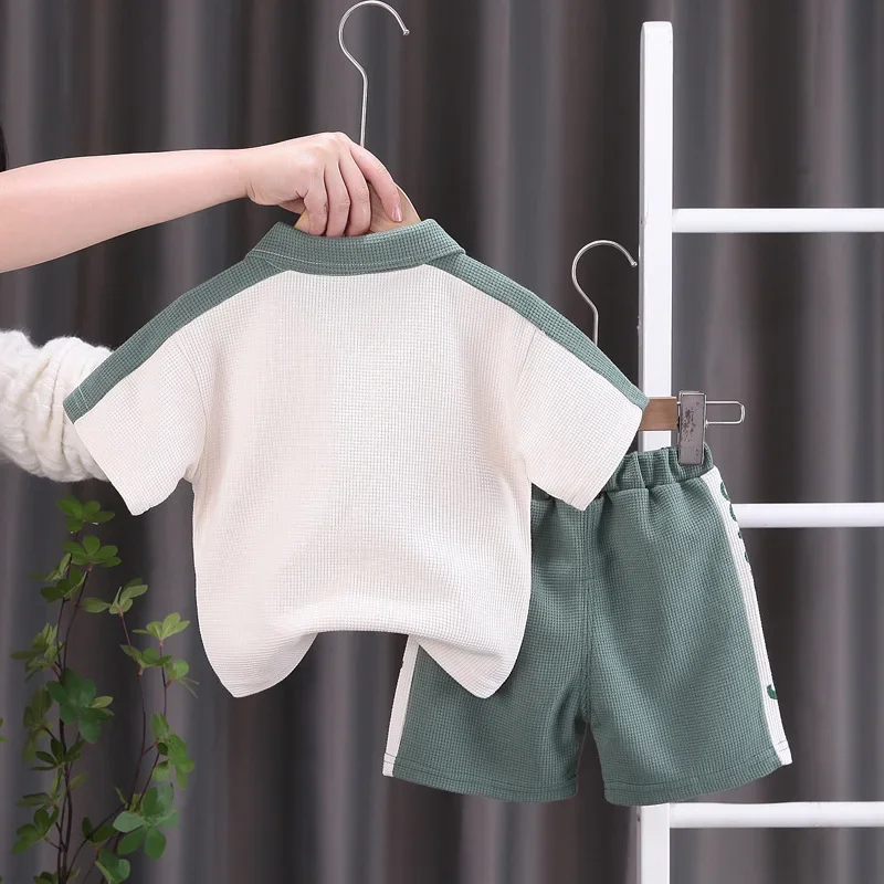 

Новая летняя модная детская одежда, костюм, детская одежда, детская футболка для мальчиков, шорты, 2 шт./компл., повседневный костюм для малышей, спортивная одежда для младенцев