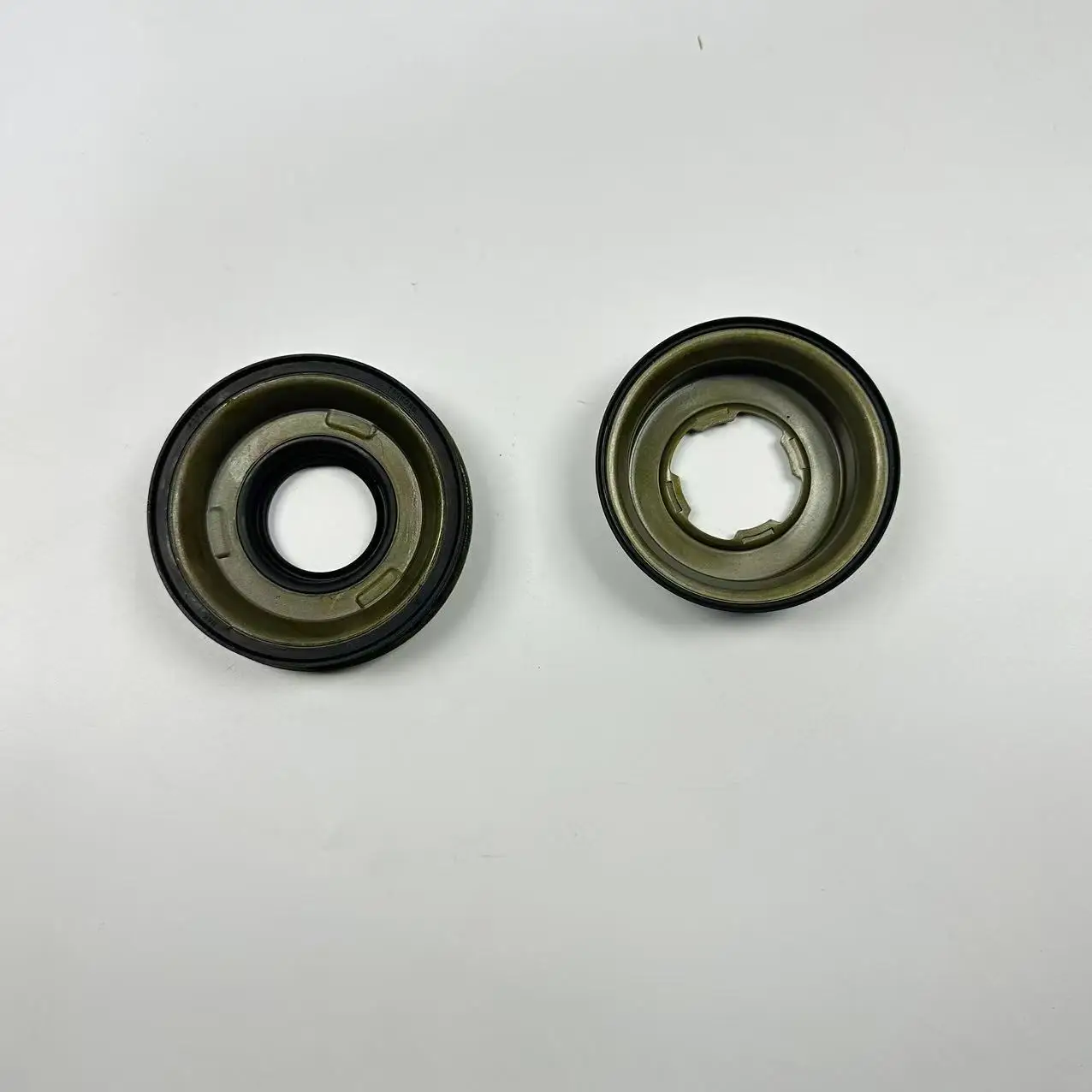 

RE4F03B Automatic Transmission Piston Kit New Condition Car Accessories
