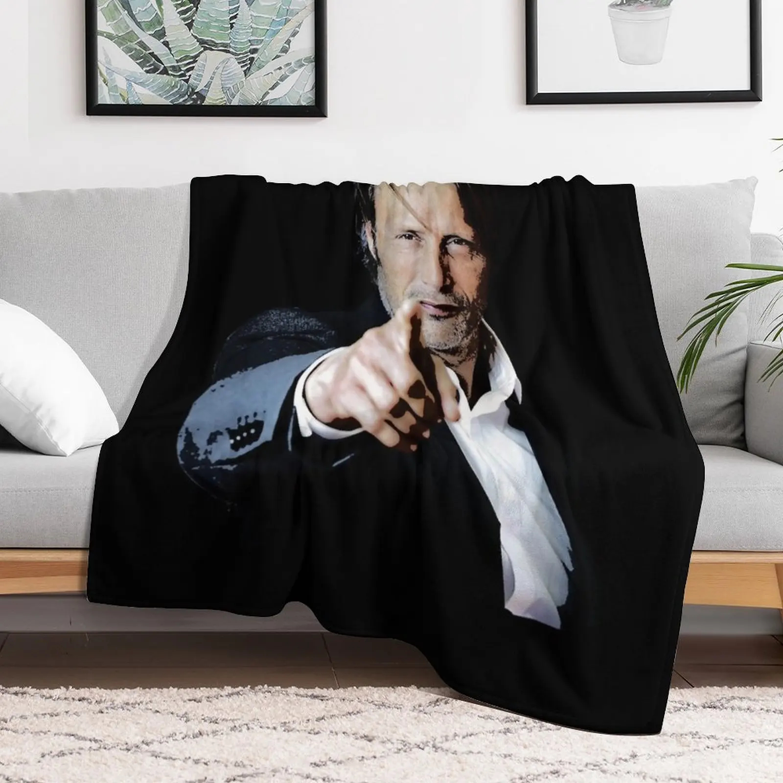 Men Women Hannigram Mads Mikkelsen HANNIBAL Gifts For Music Fans Throw Blanket Soft Cozy Blanket for Pet Kids Adults