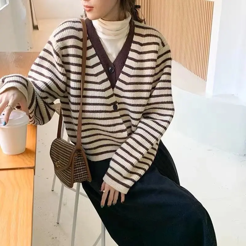 Fake Two Contrasting Striped Knitted Cardigans Women's Autumn and Winter New Style Niche Design Lazy Style Explosive Top