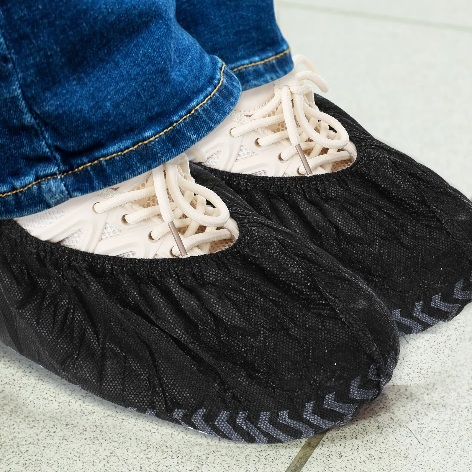 

200Pcs Nonwoven Disposable Shoe Covers Elastic Band Non Slip Breathable Indoor Boot Protector Floor Dust Covers