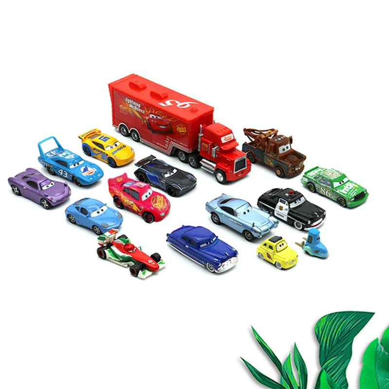 Disney Pixar Cars McQueen Mater Mack Truck Aloi mobil Diecast 1:55 Model Radiator Springs Town 15/13/8 buah hadiah kotak mobil