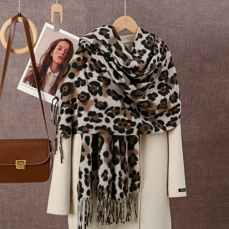 Autumn and Winter Leopard Print Scarves with Tassel Printed Imation Cashmere Tippet Sunscreen Hijab