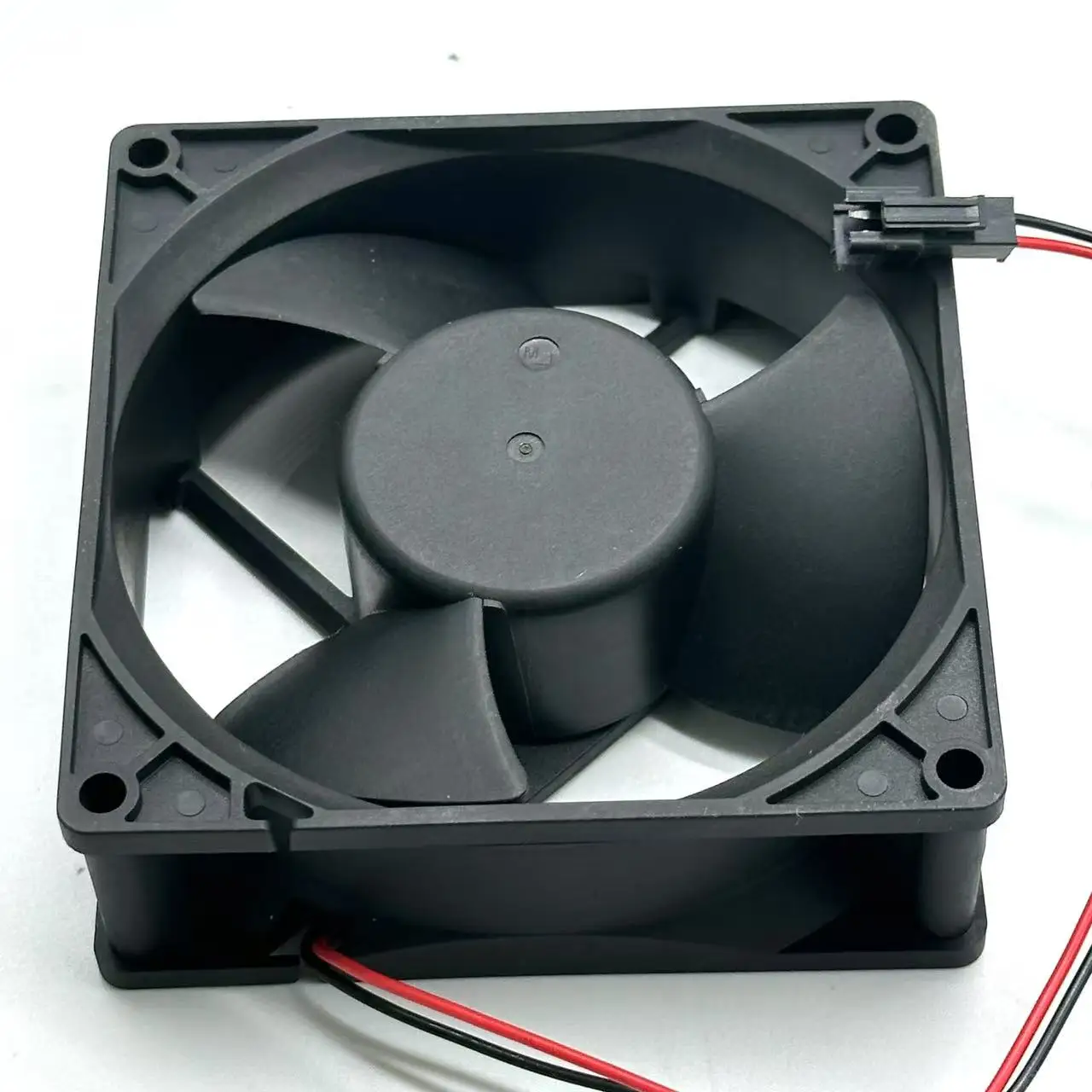 M DA09232B24MA DC 24V 0.80A 90x90x32mm 2-Wire Server Cooling Fan