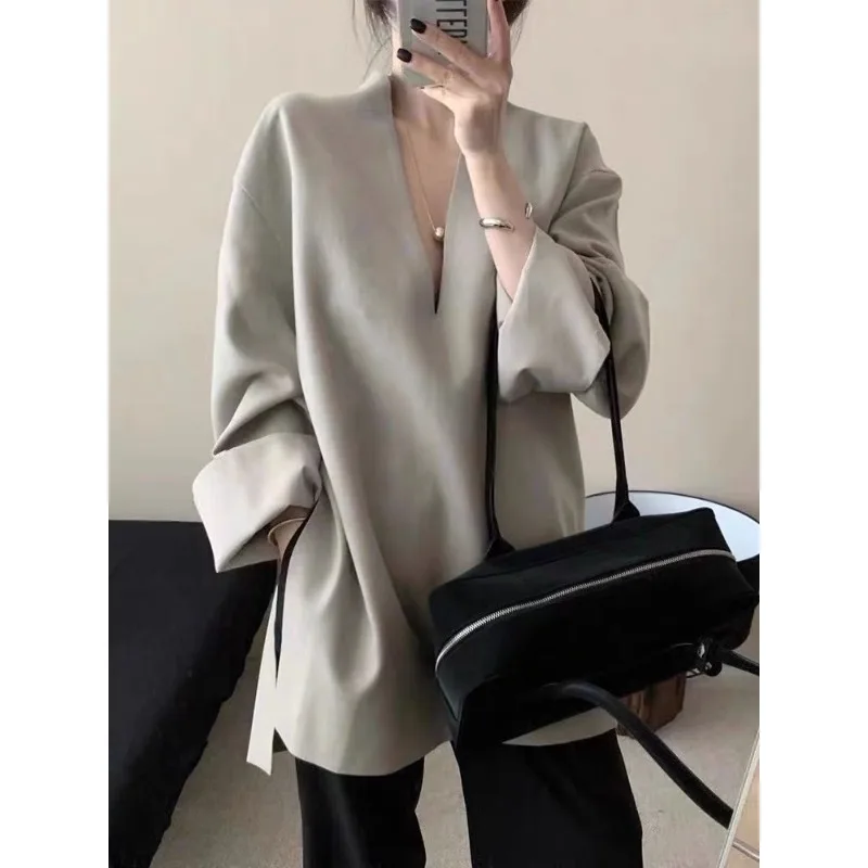 

SuperAen Loose Waist Grey V-neck French Style Design Long-sleeved T-shirts Autumn New Oversize Pullover Simple Tops