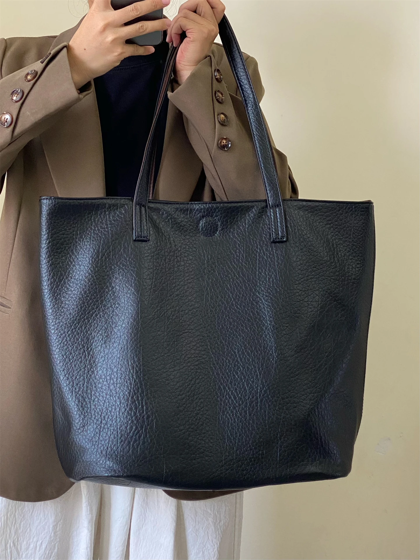 

Повседневный коврик, большая сумка-тоут, новинка 2025, мягкая кожаная сумка, сумка через плечо для работы, сумка для мамы и дочки