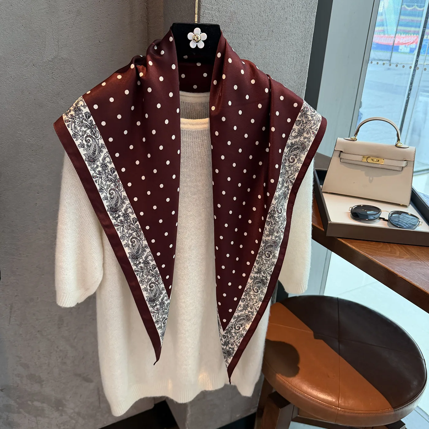 2026 New Temperament Korean Version Polka Dot Cashew Print Scarf Premium Wear Women's Triangle Scarf Silk Scarf
