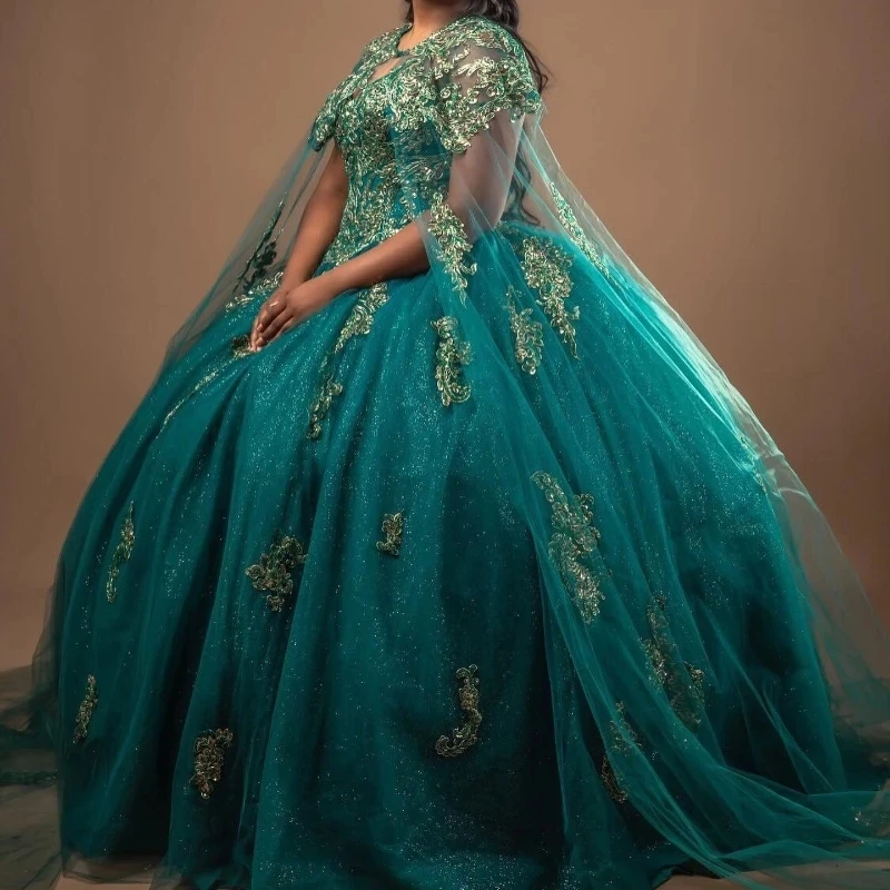 

Emerald Green Shiny Ball Gown Quinceanera Dresses Sweet 16 Dress Tulle Applique Lace Beads Tull Vestidos De 15 Años Quinceañera