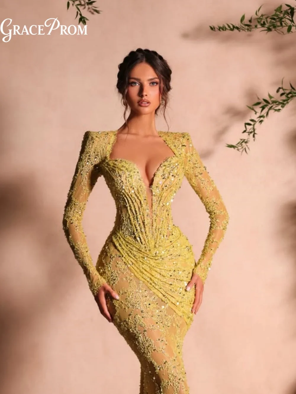 Vestido de Noche Moderno Amarillo Limón con Encaje 2026, Manga Larga, Escote Pronunciado en V, Corsé con Hombreras, Vestido de Fiesta para Invitadas de Boda
