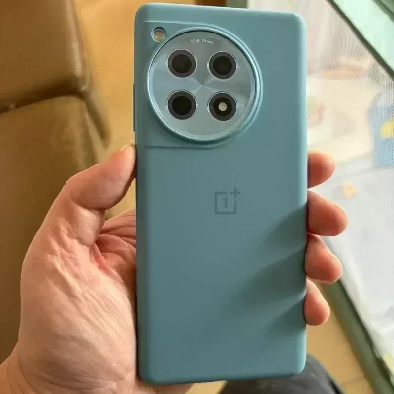 حافظة هاتف أصلية لهاتف OnePlus 12R/Ace 3 حافظة خلفية ناعمة رفيعة للغاية مقاومة للصدمات غير لامعة غطاء جلد مطاطي فاخر مضاد للبصمة