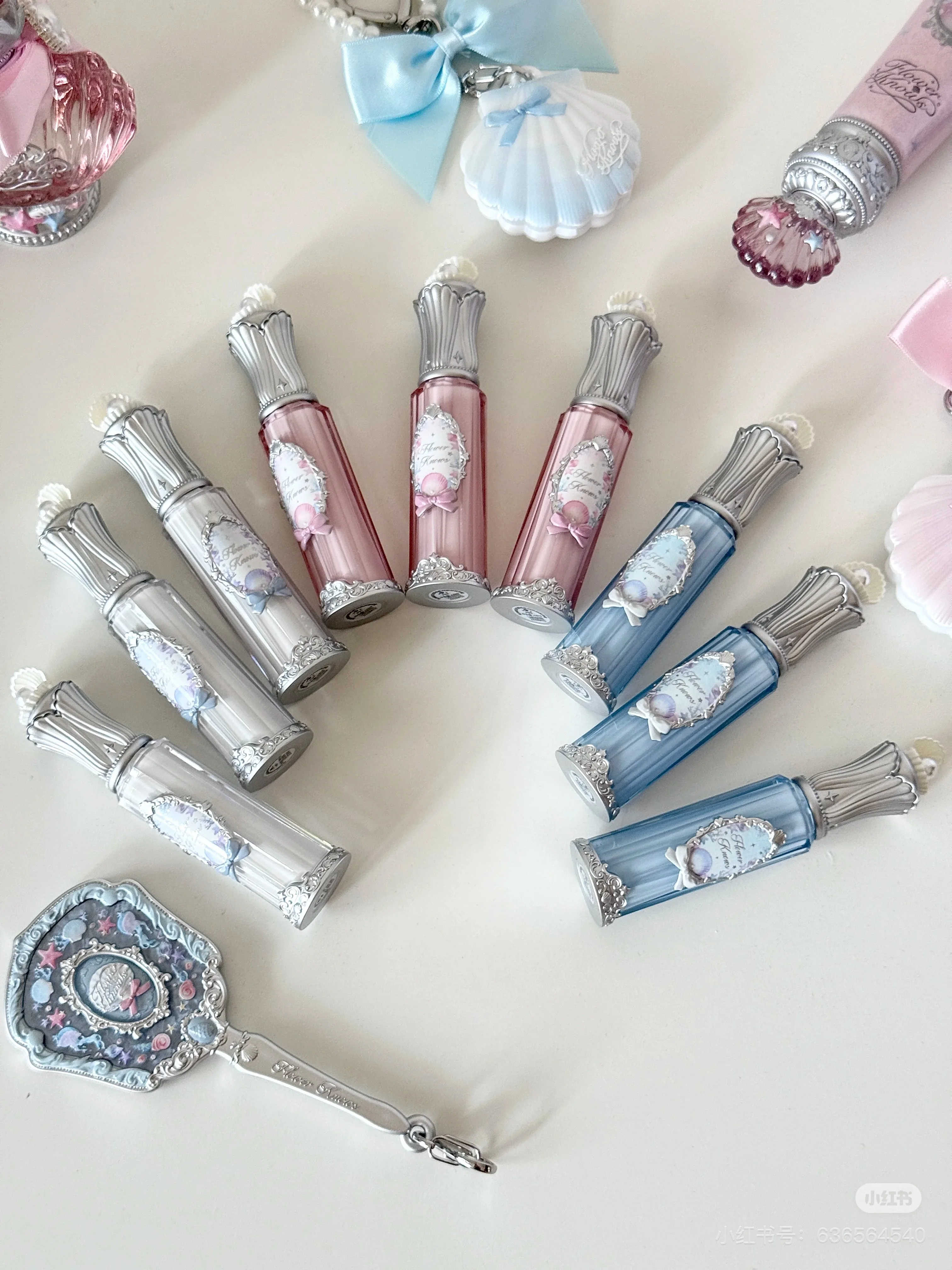 フラワーノウズシェルジュエル 10 個エッセンスリップハニーブラッシュチークプレストパウダーアイシャドウプライマーミラーギフトボックスメイクアップ