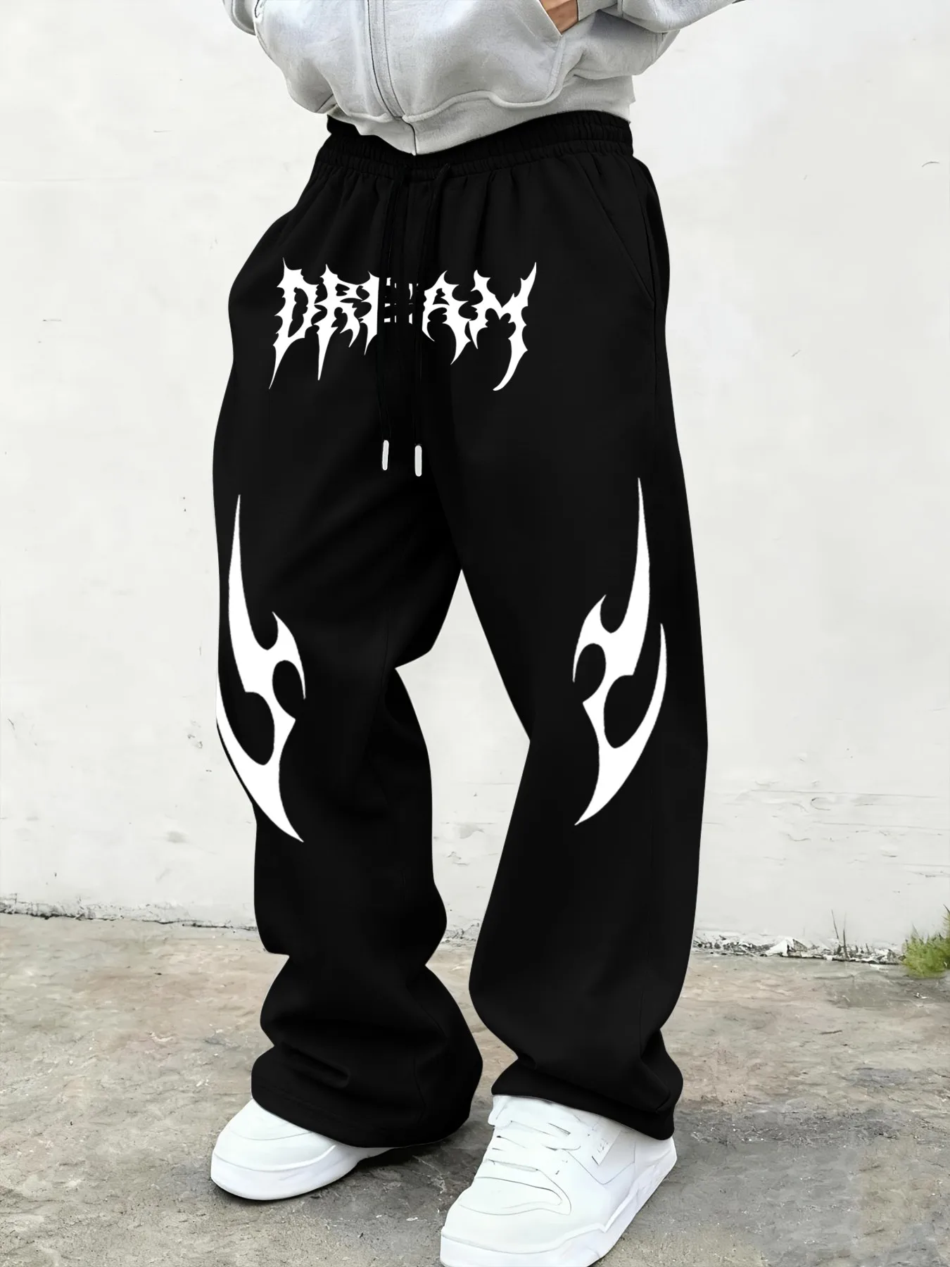 Men Flame Letter Print Sweatpants Trend Straight Leg Pants Loose Streetwear Joggers Daily Versatile Casual Sports Trousers S-3XL