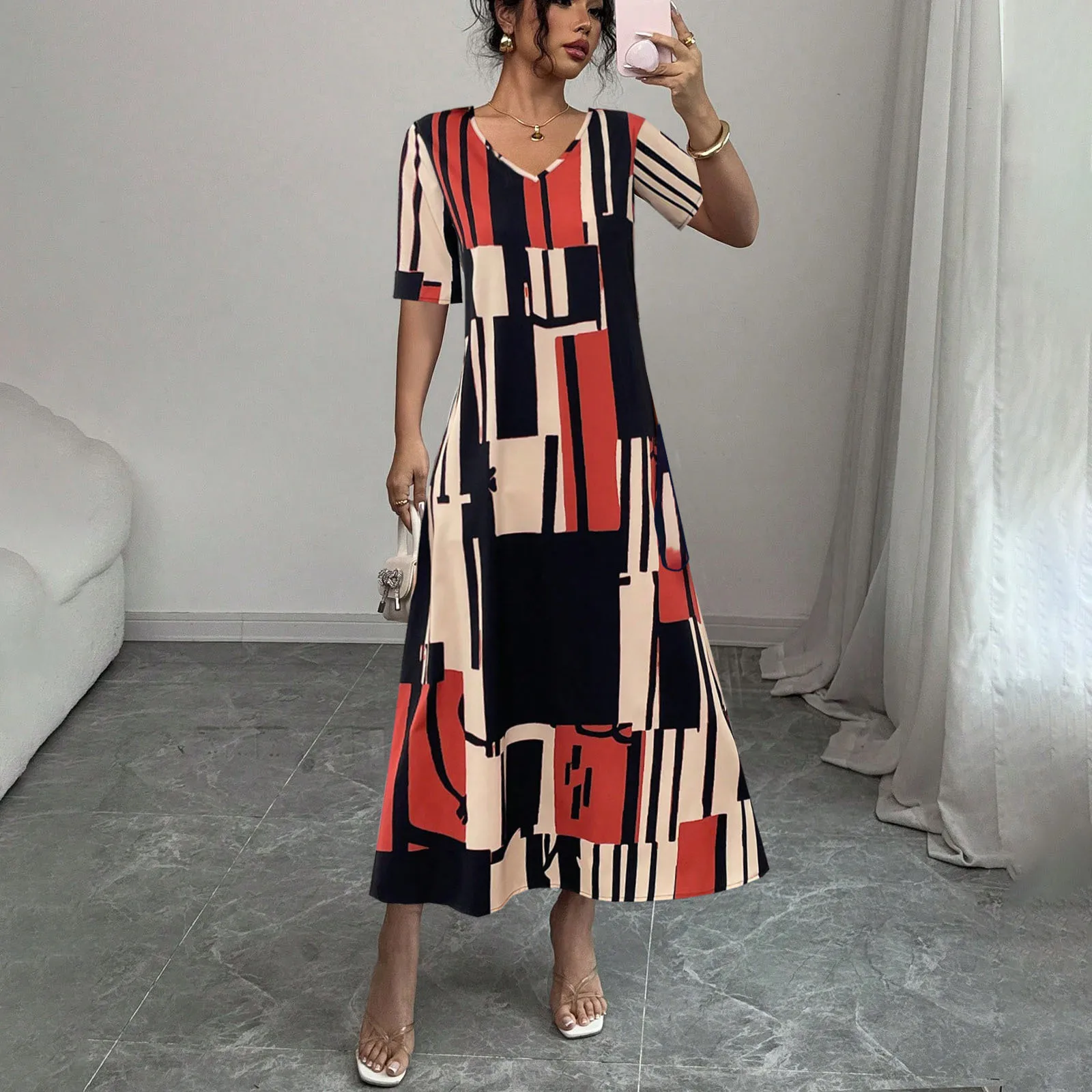 2025 Grensoverschrijdende Amazon zomer T-shirtjurk met geometrisch patroon en V-hals Cw15385