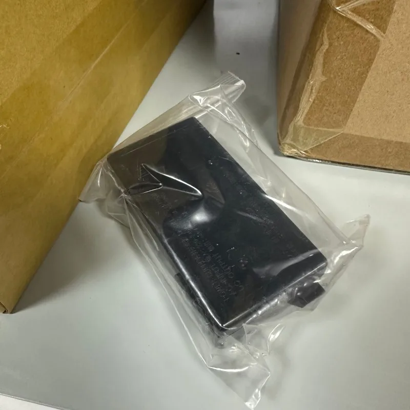 

Адаптер переменного тока, зарядное устройство для Epson L110 L120 L210 L220 L300 L310 L350 L355 L360 L365 L455 L555 L565 L100 L132 L130 L222