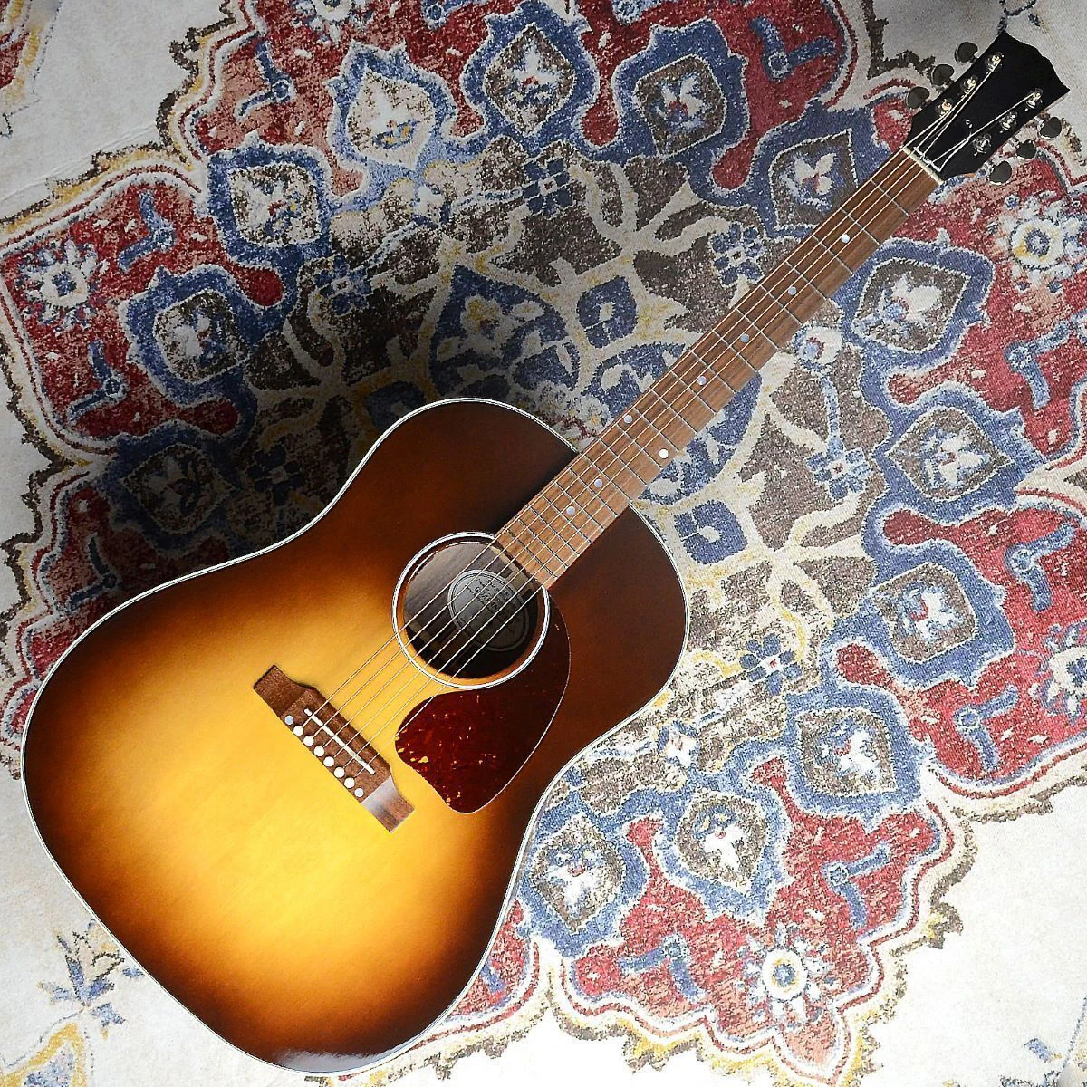 

J45 Studio Walnut Burst Acoustic Guitar Acoustic