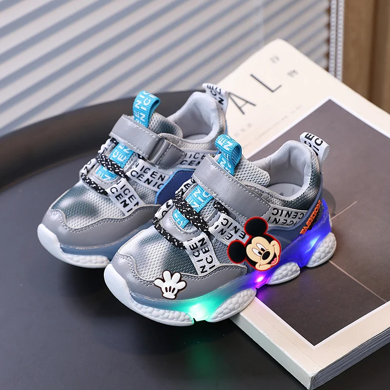 

Disney Light-Up Children's Sports Shoes Spring and Autumn New Boys and Girls ED Running Shoes Soft Sole Breathable Toddler Shoes