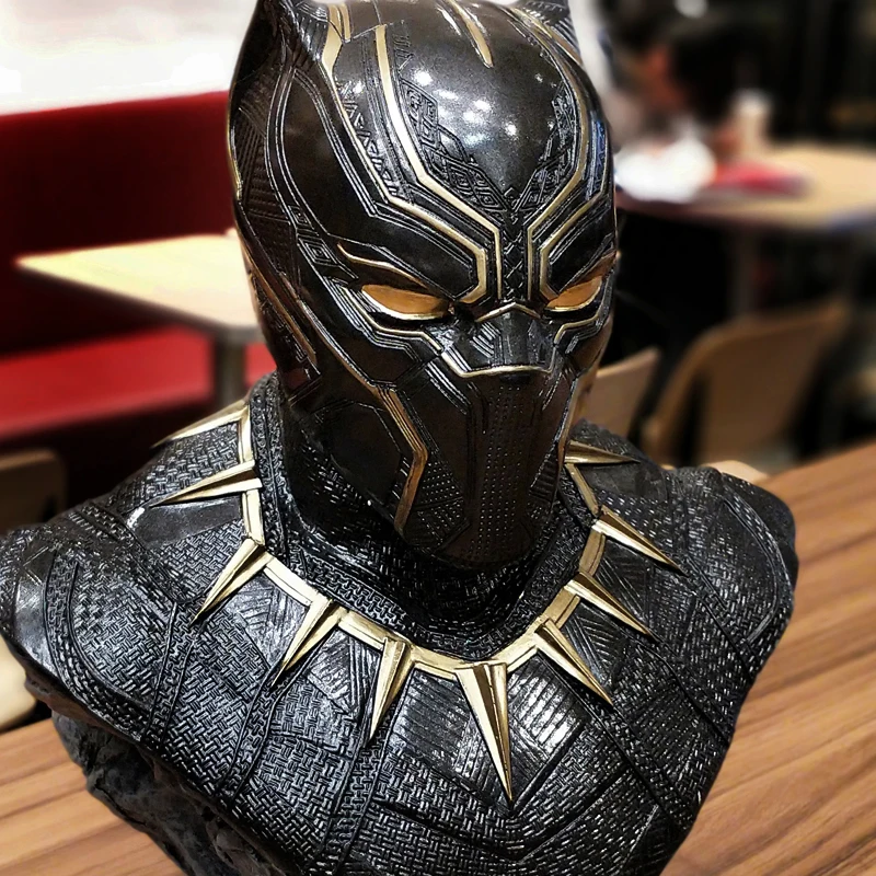 Black Panther hands Avengers 4 Marvel surrounding bust large model statue birthday gift, suitable for boys gifts