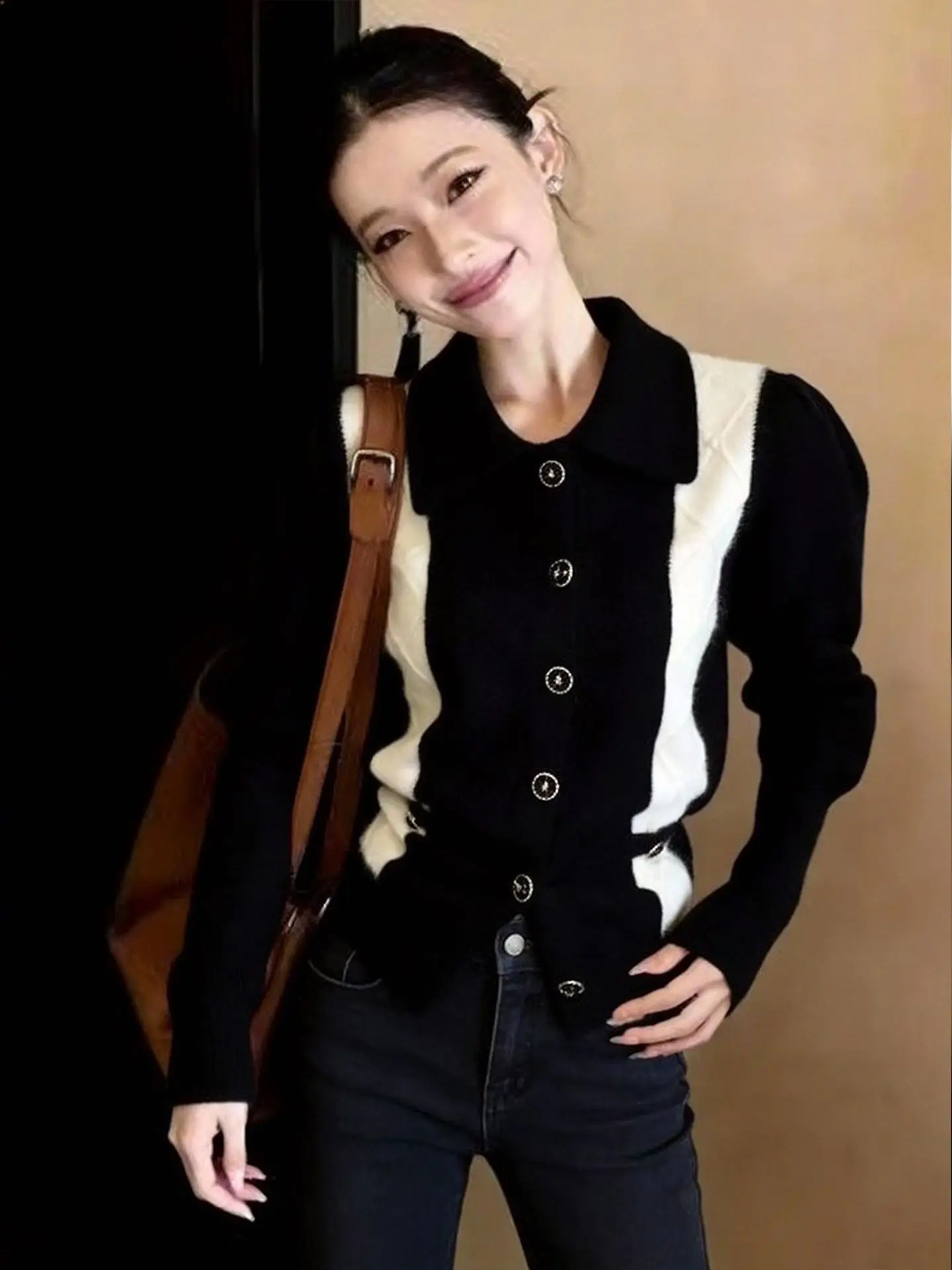 

Korean Sle High-End Color Blo Slim Fit Knitted irt for Women Spring New Faion Commute Versatile Button up Top Trendy