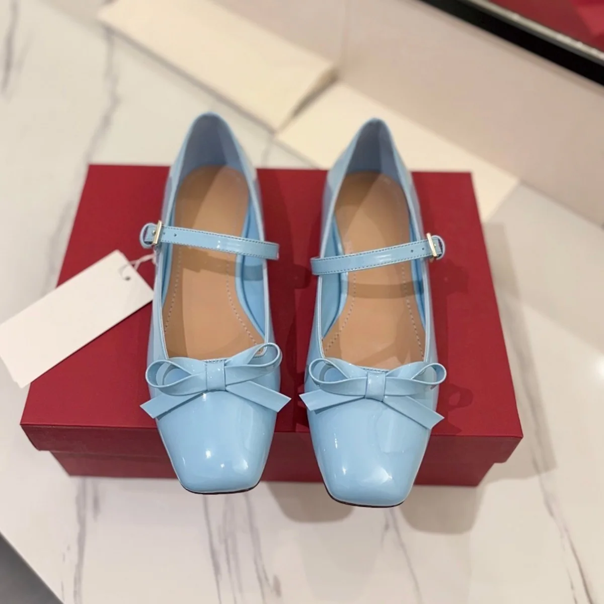 2026 High Quality Autumn women shoes bow decor buckle strap flat comfortable daily walking footwear ch25040821