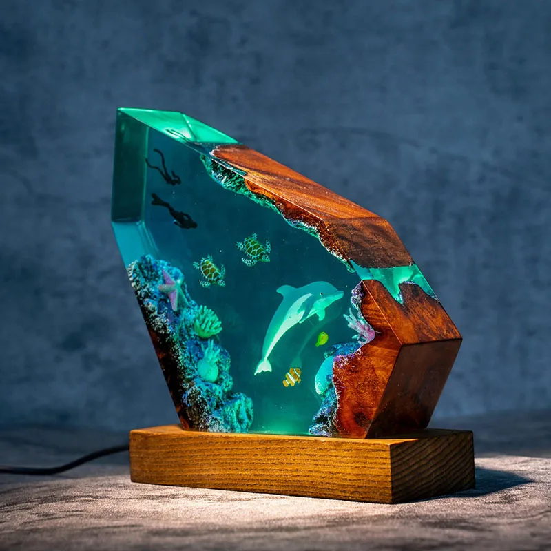 Lámpara de mesa de resina con organismo de delfines y animales en el océano, decoración artística creativa, luz nocturna con tema de paisaje marino, carga USB