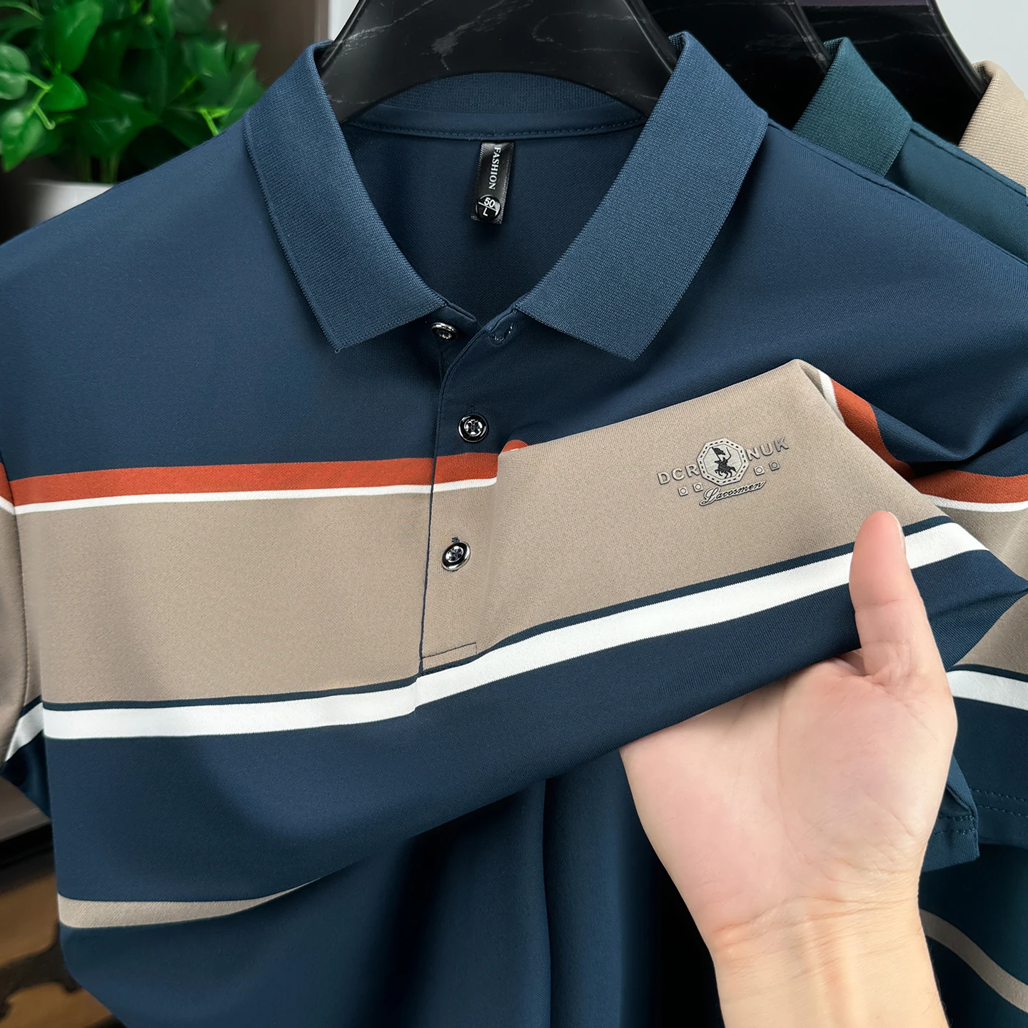 Luxuriöses, geprägtes Kurzarm-Poloshirt für Herren, hochwertige Markenmode, gestreift, farblich abgesetzt, Sommer, neu, lässiges T-Shirt mit Reverskragen