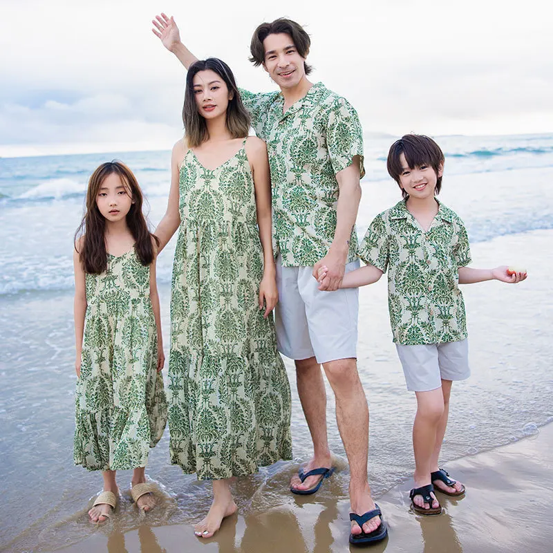 Tenue de plage style bohème, vêtements assortis pour la famille, papa et fils, mère et enfants