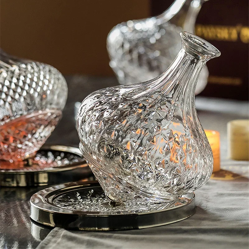 Rotary Decanter European Home Bar Luxury High-Grade Crystal Glass With Lid Top Tumbler Whiskey Decanter Pot Red Wine Glass Set