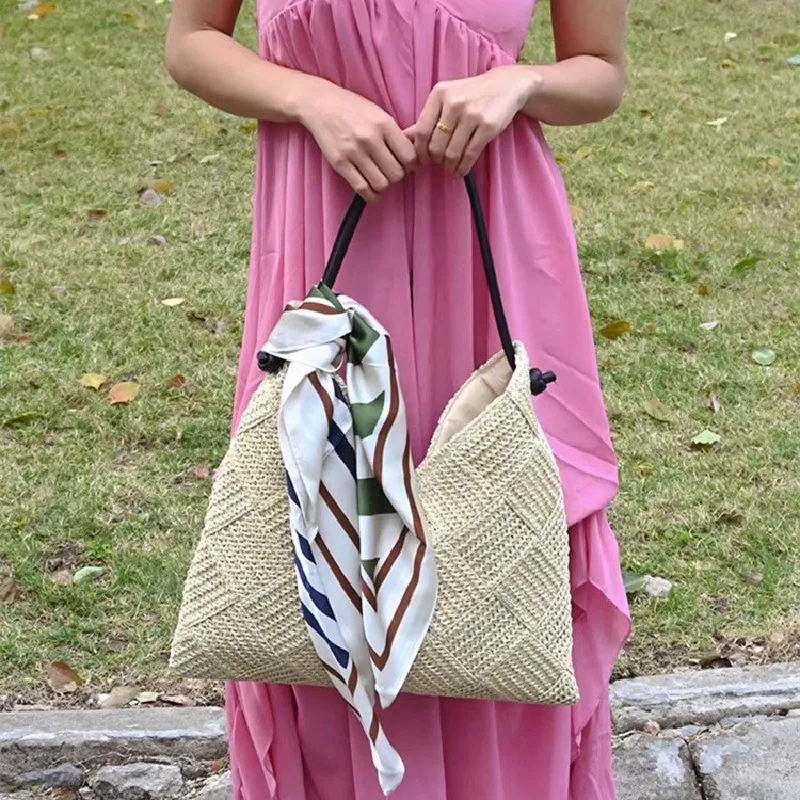 

Handwoven Straw Rattan Half-Moon Beach Handbag Large Capacity Women Summer Hollow Out Crossbody Shoulder Bag