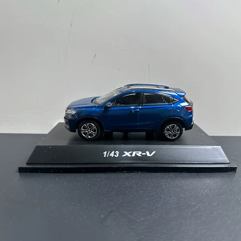 Diecast 1:43 Scale Dongfeng  2015 XRV Alloy Car Model Collection Souvenir Display Ornaments Vehicle Toy