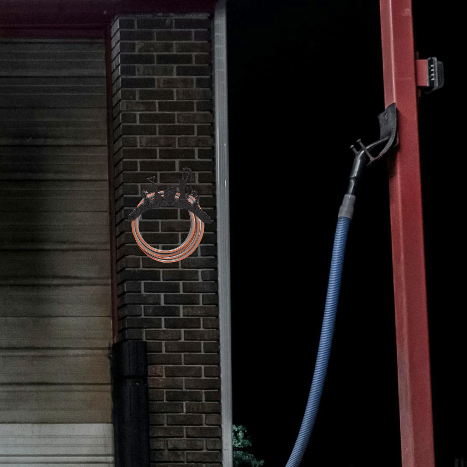 

Water Pipe Storage Organizer Bracket Holder Wall Mounted Metal Vintage Hose Rack Garden Yard Decorative Hosepipe Hanger