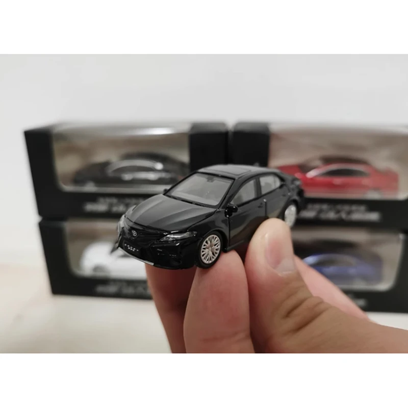 ダイキャスト 1:64 スケール GAC カムリ 8 世代合金車モデルコレクションお土産静的ディスプレイ装飾品車両ホリデーギフト