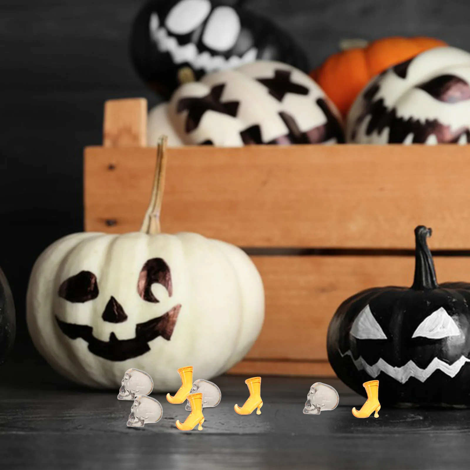 

Skull Decoration Mini Resin Ornaments Indoor Halloween Decorations Skeletons
