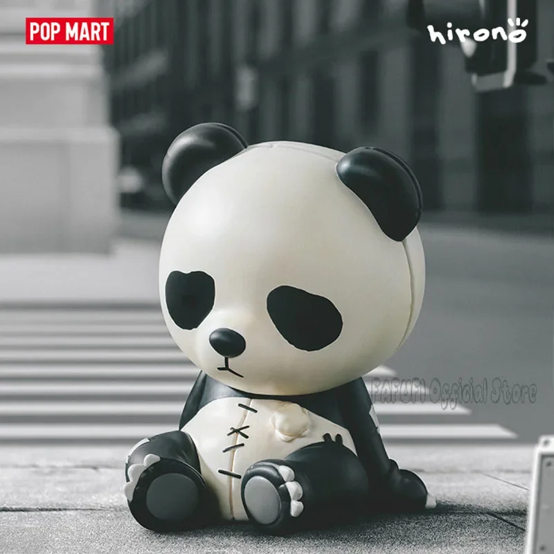 Hirono Pop Panda Hangende Kaart Hanger Origineel Speelgoed Pop Leuke Actie Anime Figuur Desktop Ornamenten Collectie