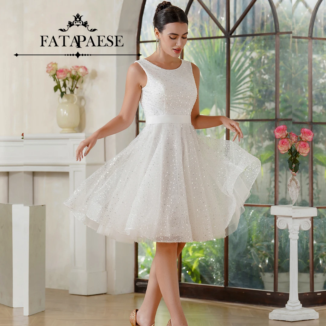 FATAPAESE Short Wedding Dress O-Neck Beadign Sequins Bodice with Paddings s A-line  Knee-Length Skirt Fully Sparing Fabric Gown