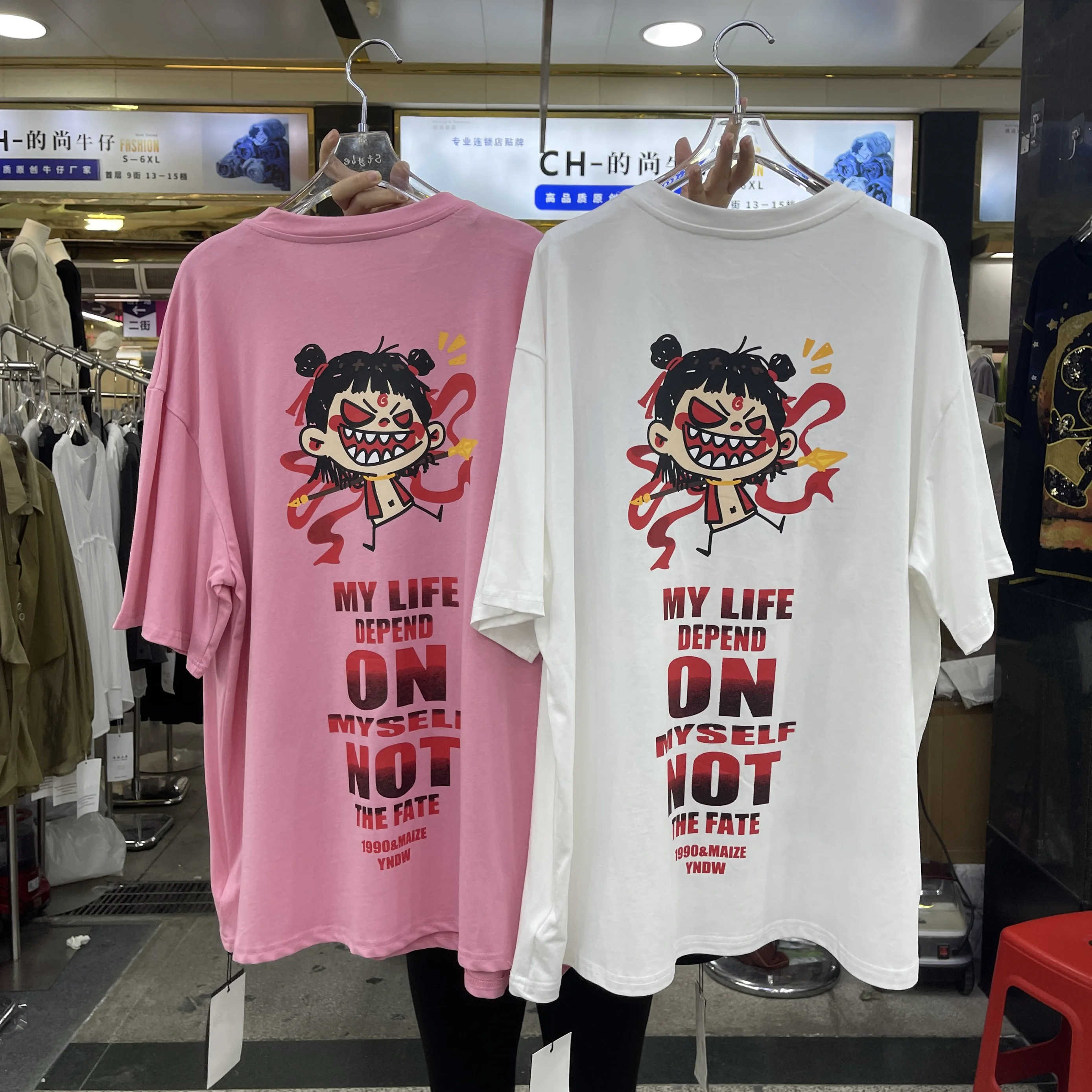 Mode Lente Zomer All-match T-shirt met korte mouwen Leuke pailletten Nezha Gedrukt Casual Basic Tees Ronde hals Dames Katoenen tops