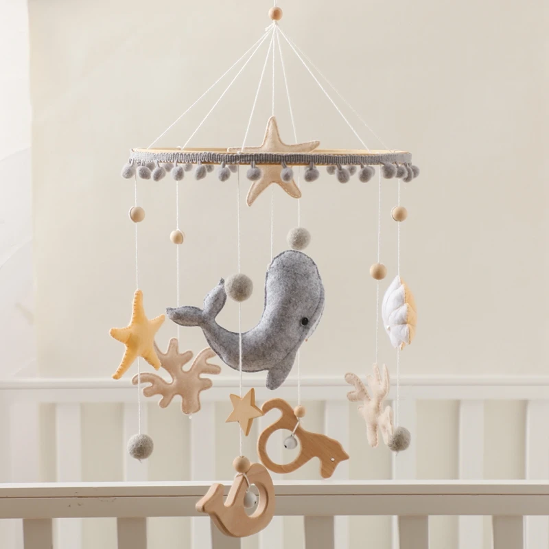 Baby Wooden Bed Bell Toys 0-12 Months Newborn Rattles Soft Felt Cartoon Animal Mobile Hanging Rattle Toys Crib Bell Toys Gifts