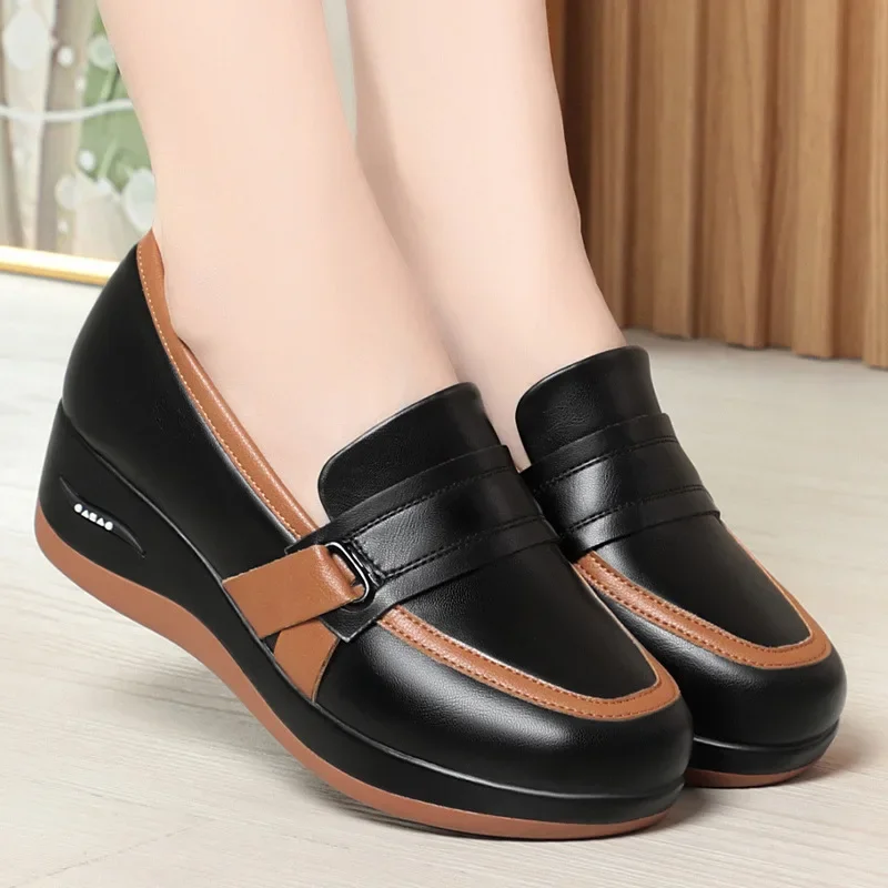 Thumbnail 3 - #31 New Wedge Heels Arrivals