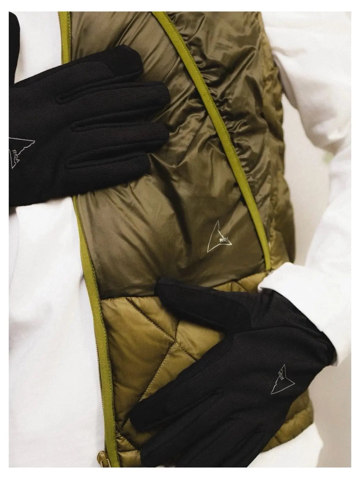 ROHIKING LIGHT Outdoor down Vest Unisex Lightweight Warmth Gorpcore Style Polyester Fiber Youth Casual Zipper Closure