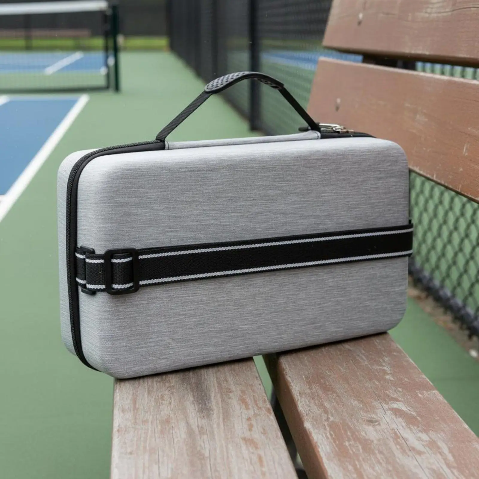 Paddle Holder Case Large Capacity Hard Shell Pickleball Bag Wear-Resistant Shielded Paddle Cover for Travel, Outdoor