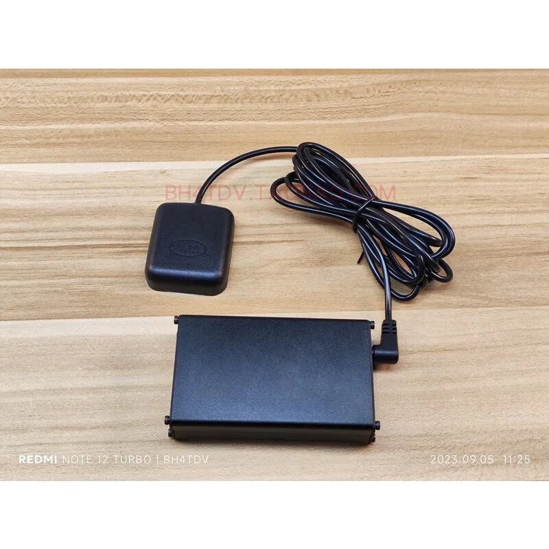 

Royi Store RGM-1000 External GPS Module for Radio Transceiver IC7100 FT-991A FTM-400DR Ham Radio Positioning Accessory