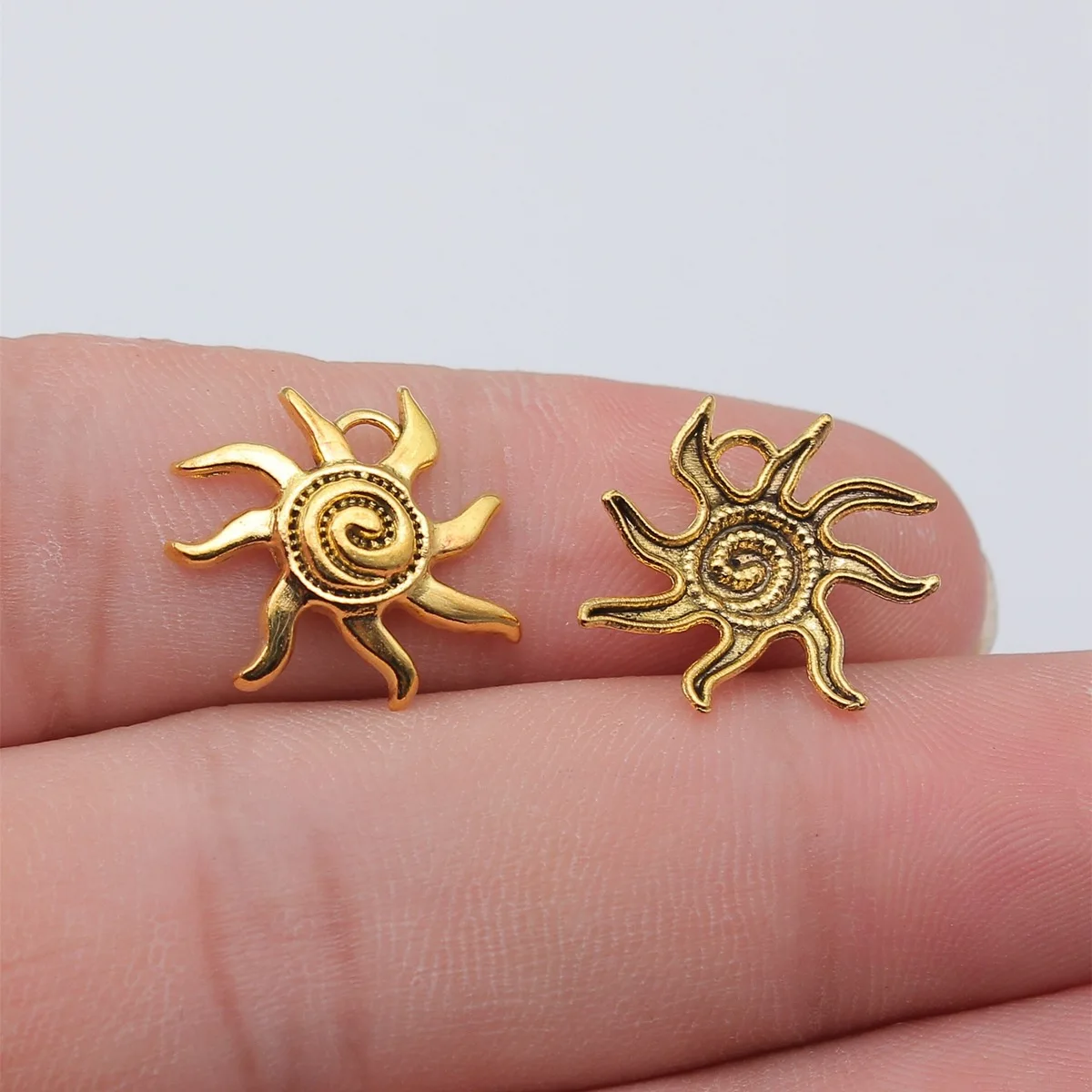 WYSIWYG 10pcs 19x17mm Sun Charm Pendants For Jewelry Making Antique Silver Color Sun Pendants Charm Sun For Jewelry Making