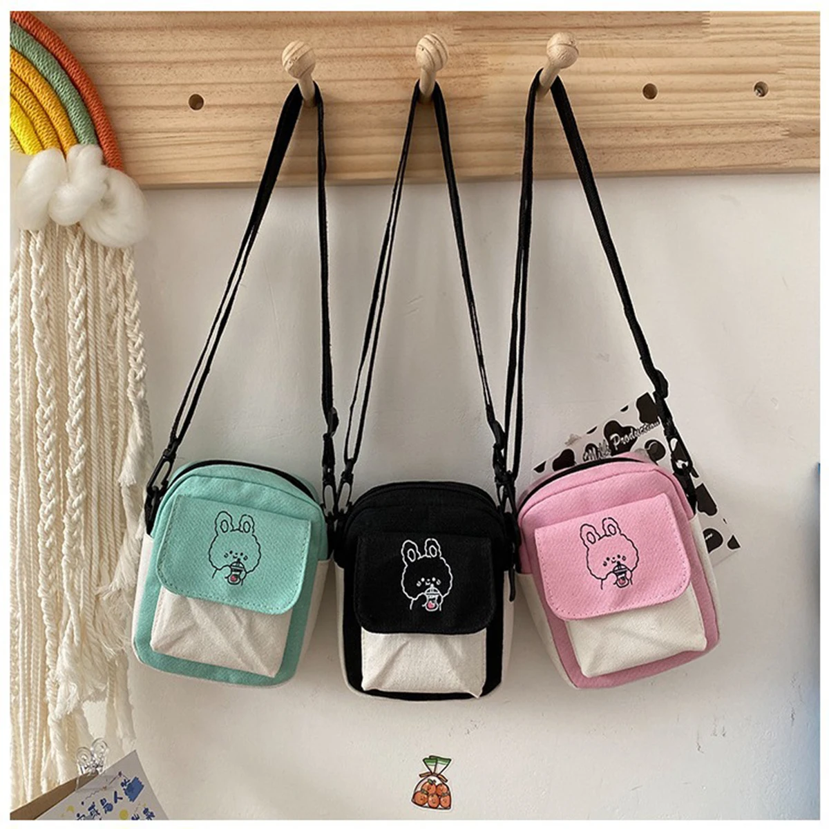 Cute shoulder bag, small capacity casual canvas bag, Xiaoqing new crossbody bag, daily phone bag