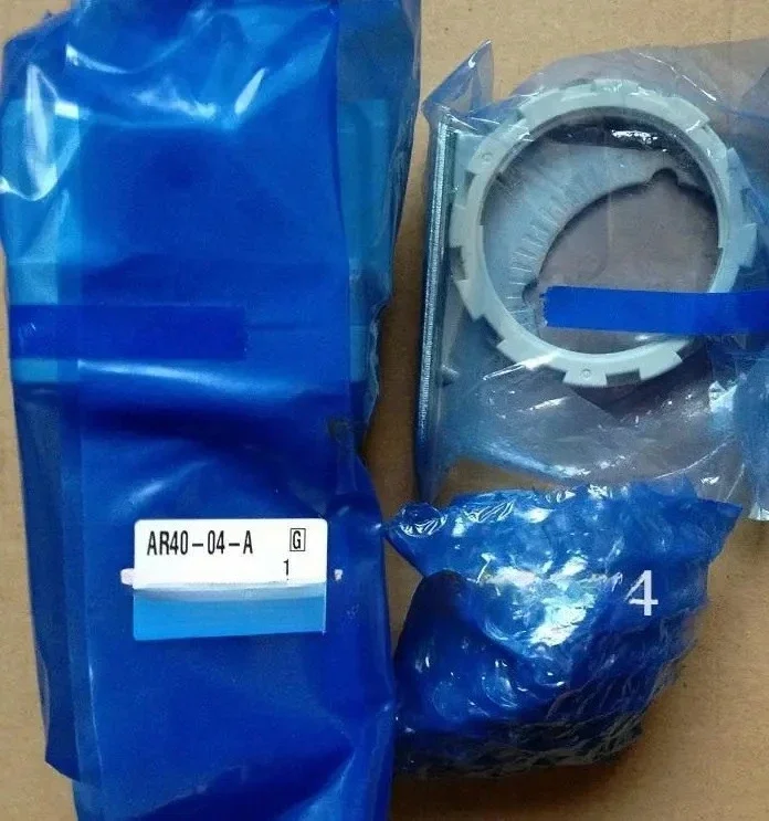 

Pneumatics Model: AR40-04-A Pneumatic Air Regulator